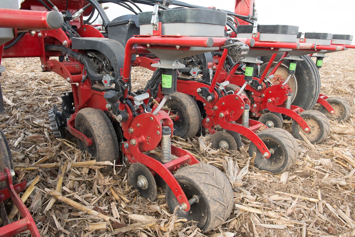 Case Ih Announces New 2000 Series Early Riser Planter
